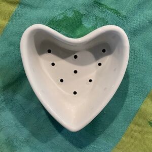 Apilco Mini Heart-Shaped White Porcelain Cheese Mold